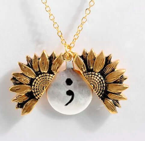 Sunflower Double-layer Lettering Necklace